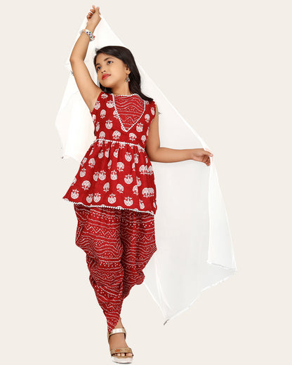 Girls A-line Sleeveless Rayon Dhoti Kurta and Dupatta Set Festive & Party Floral Print Square Neck Dupatta Net Border Lace.