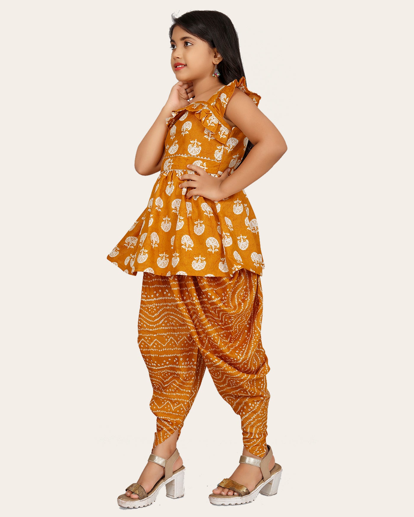 Girls A-line Sleeveless Rayon Dhoti Kurta and Dupatta Set Festive & Party Floral Print Square Neck Dupatta Net Border Lace.