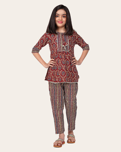 Girls Casual Kurta and Trouser Set