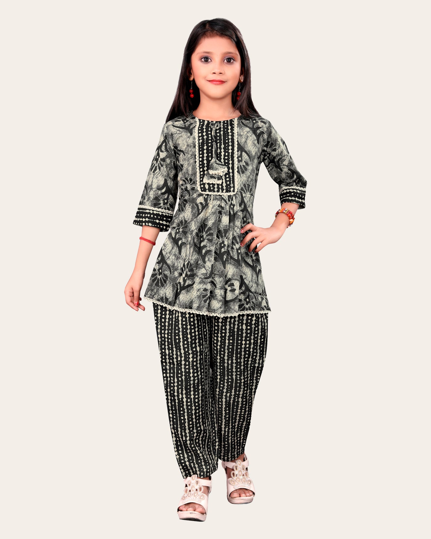 Girls Casual Kurta and Trouser Set