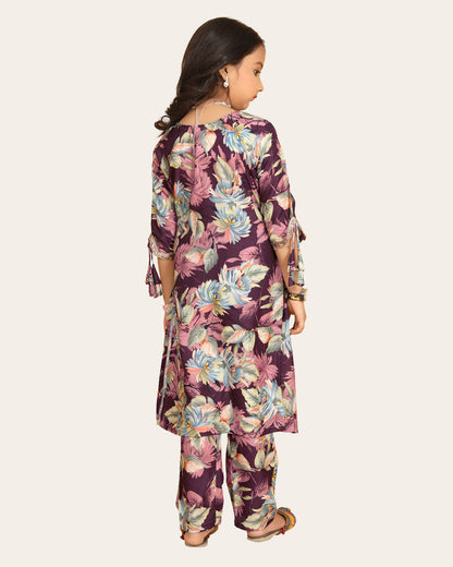 Maslin Printed Aliya cut Kurtas with Bottom dupatta set